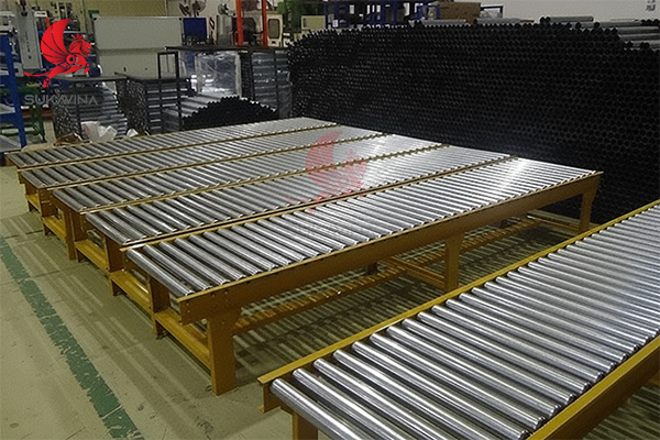 hệ thống băng tải con lăn thép mạ kẽm con-lan-thep-ma-kem 5.jpg (268 KB)
