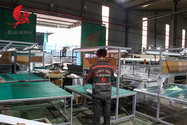 doanh nghiệp cung cấp b&agrave;n thao t&aacute;c chất lượng