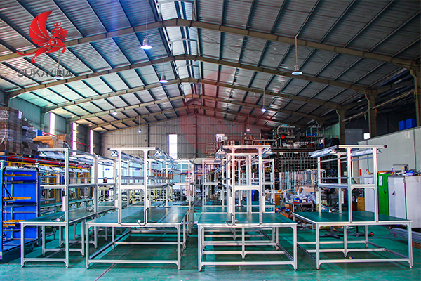 doanh nghiệp cung cấp b&agrave;n thao t&aacute;c chất lượng