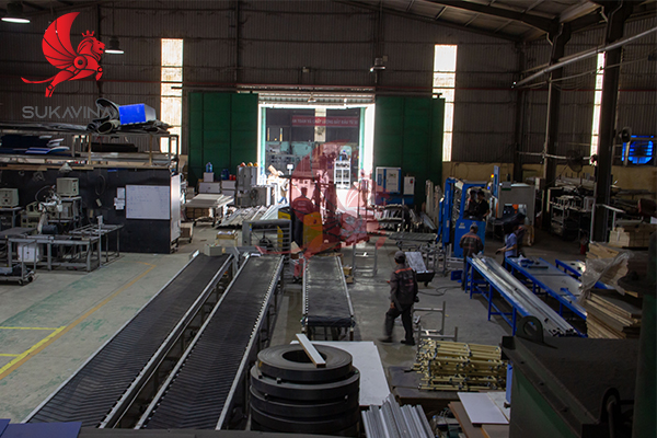 gia c&ocirc;ng băng tải cao su g&acirc;n 