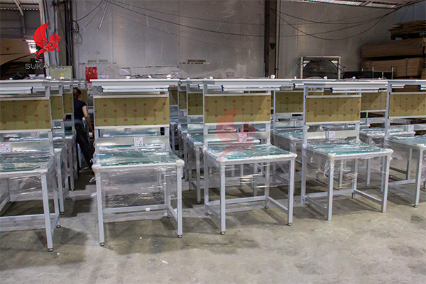 Bàn thao tác dùng chân đế tăng chỉnh điều chỉnh chiều cao ban-thao-tac-xuong-co-khi-nho 5.jpg (259 KB)