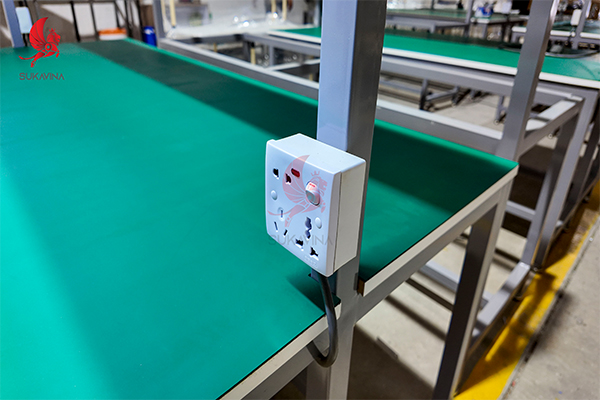 Workbench tích hợp ESD workbench-ban-thao-tac-cong-nghiep 12.jpg (187 KB)