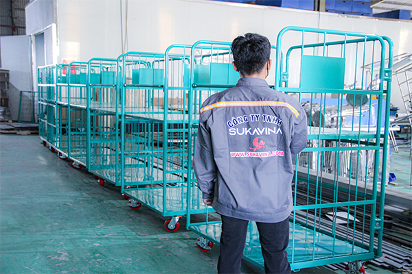 Xe đẩy hàng bằng sắt Sukavina