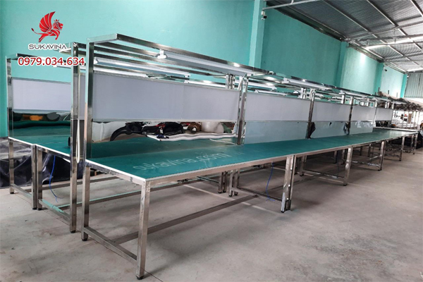 ban-thao-tac-inox-2.jpg (202 KB)