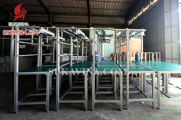 ban-thao-tac-khung-nhom-dinh-hinh-ung-dung-nhom-dinh-hinh-trong-san-xuat-cong-nghiep4.jpg (236 KB)