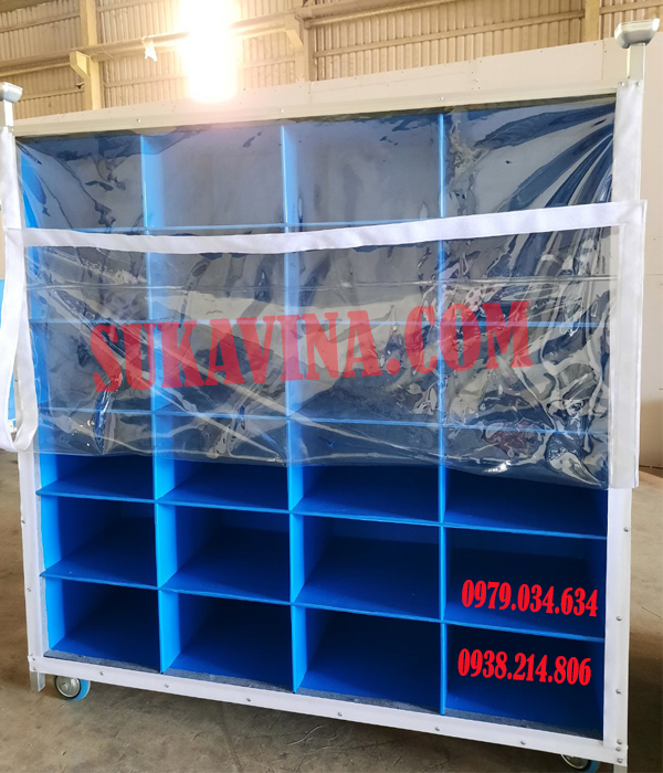 xe-trolley-0.jpg (352 KB)