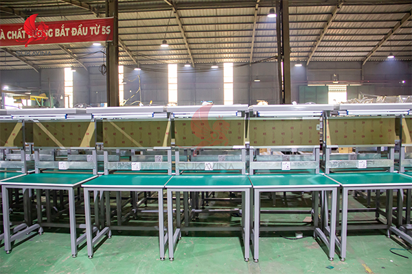 BÀN THAO TÁC CHO DÂY CHUYỀN SẢN XUẤT CẦN NHỮNG GÌ?