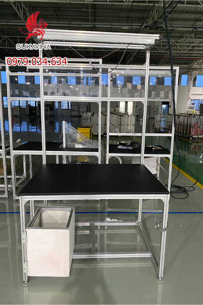 Bàn Thao Tác Khung Nhôm Định Hình