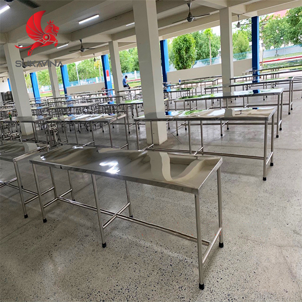 Bàn thao tác inox